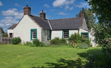 Ellisland Farmhouse, built by Burns