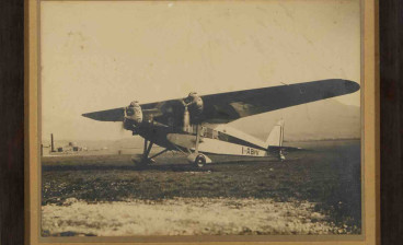 a Savoia-Marchetti S.71 three engine monoplane