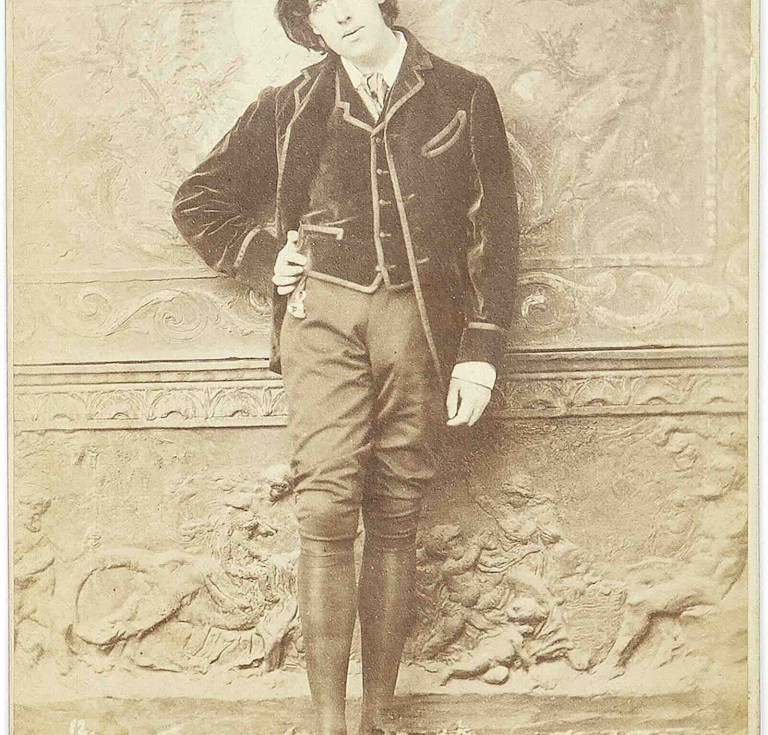  • Portrait of Oscar Wilde by the famous New York photographer Sarony taken in 1882
