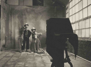 Irving Penn's Cuzco Man, Woman, and Crying Infant, negative 1948, print 1989. Platinum-palladium print.